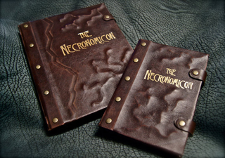 Illustration for article titled Geekify (Geeky) Tablet Cases